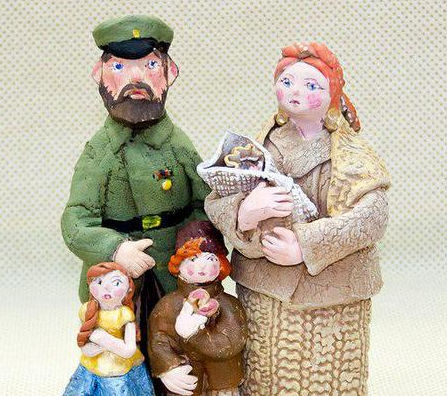 Выставка традиционной русской игрушки «Мы игрушку смастерили…»
